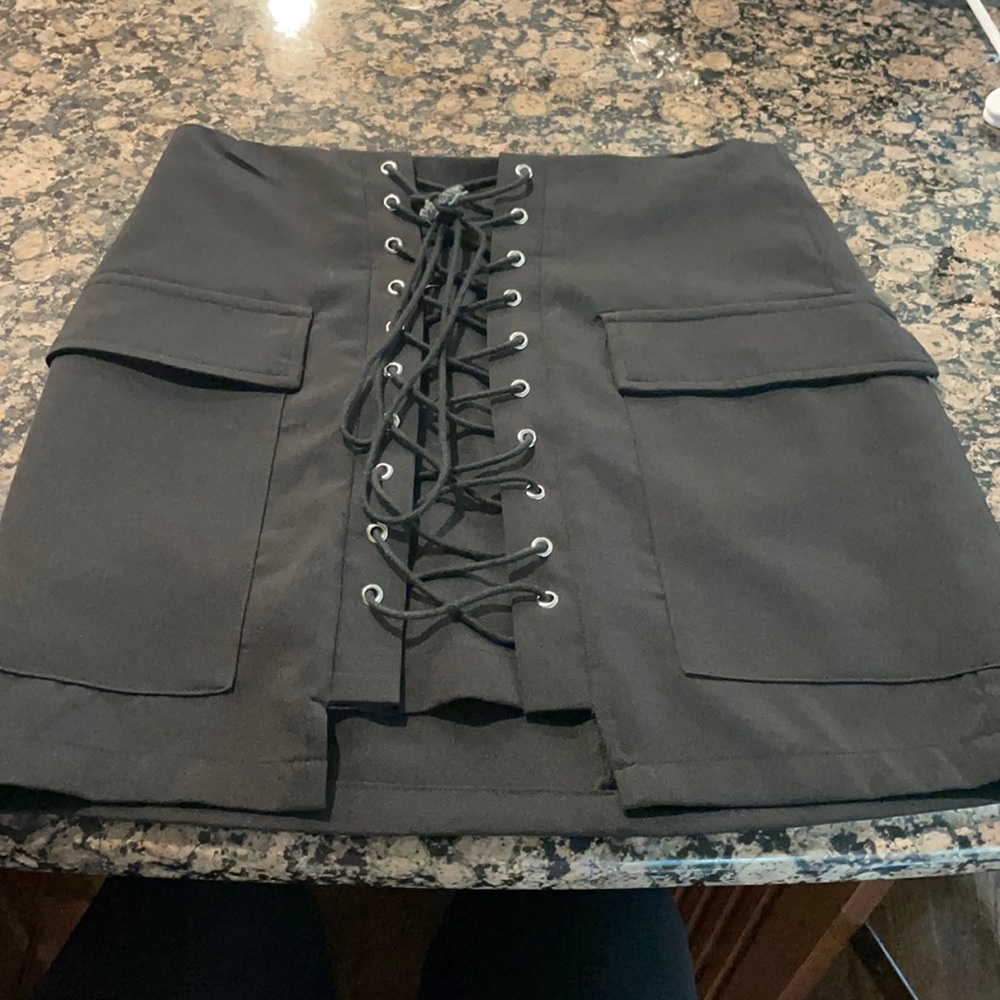 American threads skirt